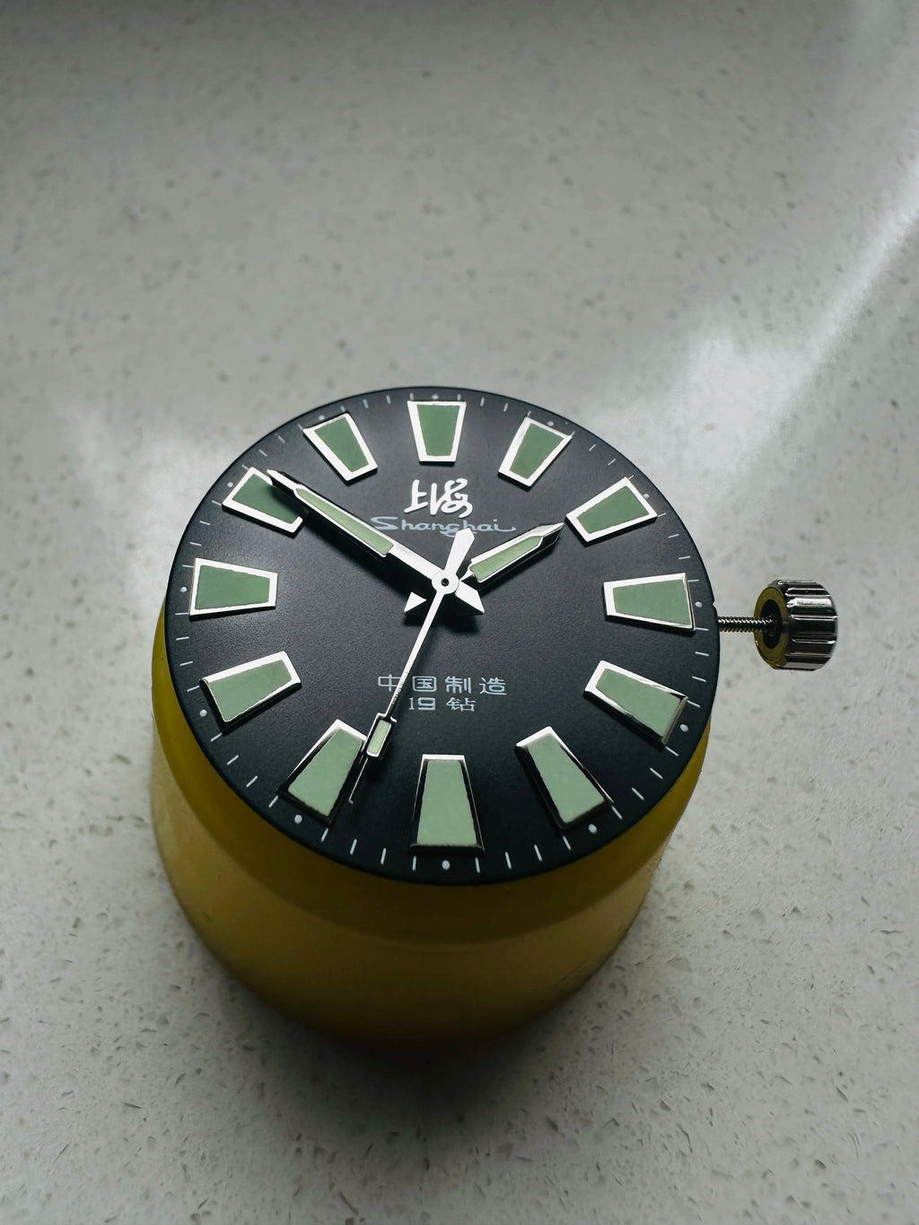 Vintage-Inspired Shanghai 7120 Watch 36mm Multi Shop24