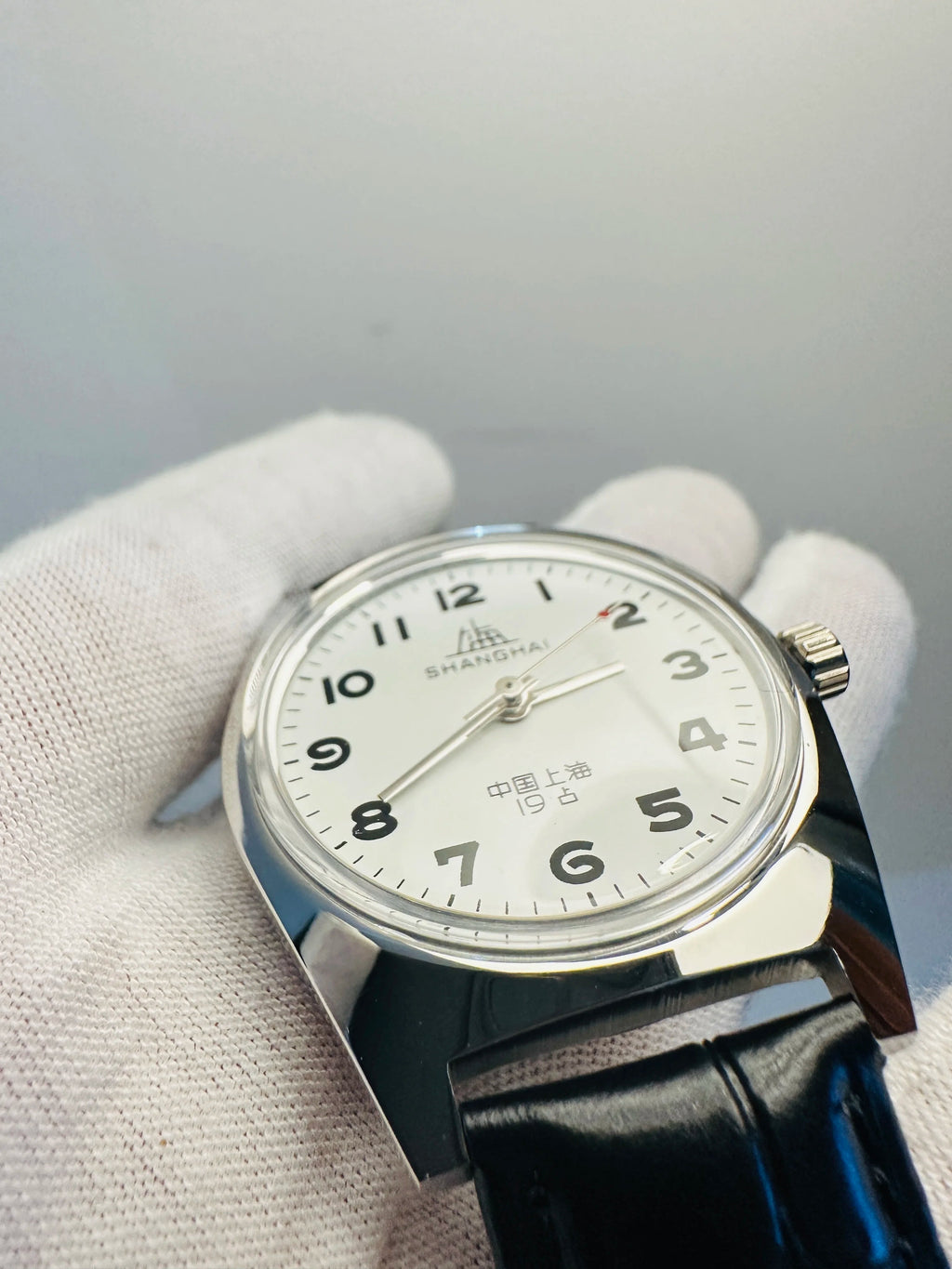 Vintage-Inspired Shanghai 7120 Watch 36mm Multi Shop24