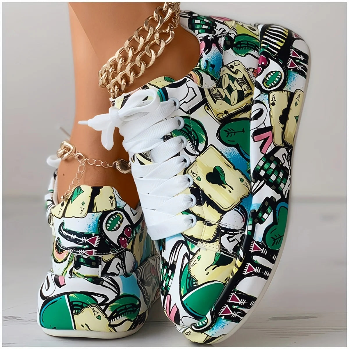 Women's Graffiti Print Sneakers Fashion Lace-up Low-top Platform Sneakers Casual Skateboard Shoes Sneakers New Vulcanized Shoes MultiShop24